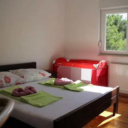Apartment Stan Suncani Kutak *